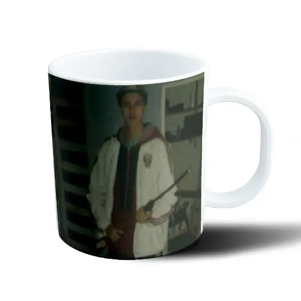 Taza de Plástico Joaco Lopez Campera Blanca