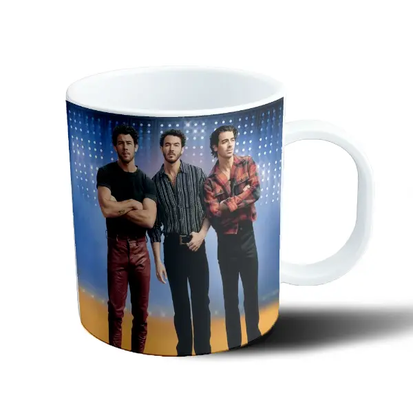 Taza de Plástico Jonas Brothers Tres Integrantes Escenario