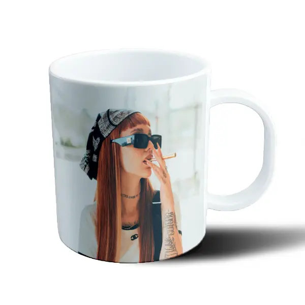 Taza de Plástico La Joaqui Pañuelo y Cigarrillo