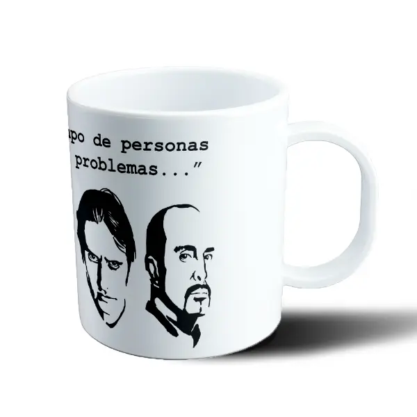 Taza de Plástico Los Simuladores Conozco un grupo de personas que resuelven problemas