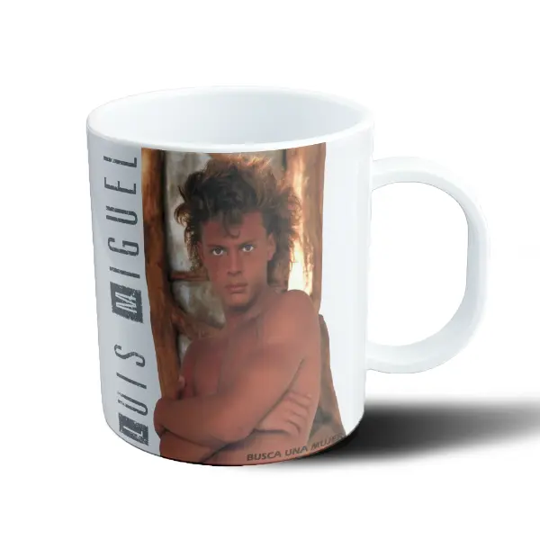 Taza de Plástico Luis Miguel Busca Una Mujer