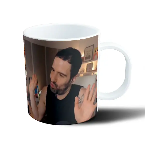 Taza de Plástico Martin Cirio Gesticulando