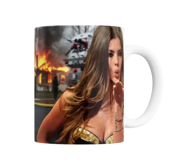 Taza de Cerámica China Suarez Meme Disaster Girl