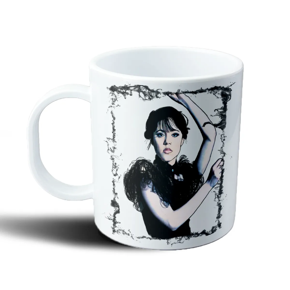 Taza de Plástico Merlina Pose Gótica Blanco y Negro - vista 2