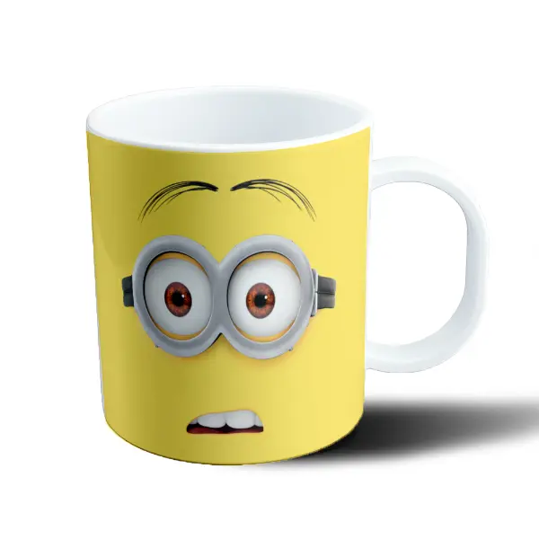 Taza de Plástico Minions Dave con anteojos y cara de sorpresa