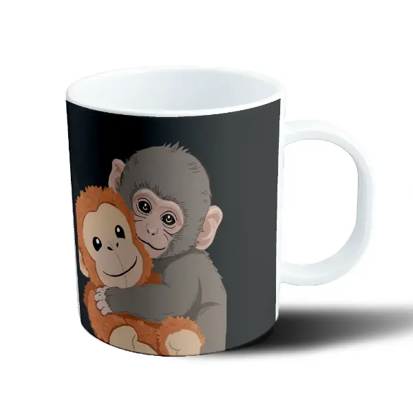 Taza de Plástico Monos Bebé Abrazando Peluche